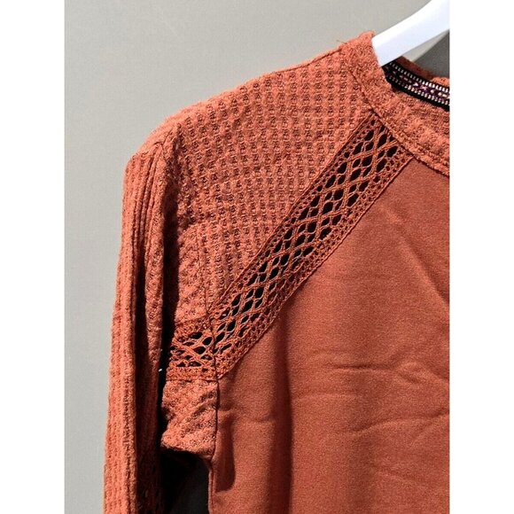 Knox Rose Lace Cutout Thermal & Waffle Knit Cave Brown LS Top - Picture 3 of 8